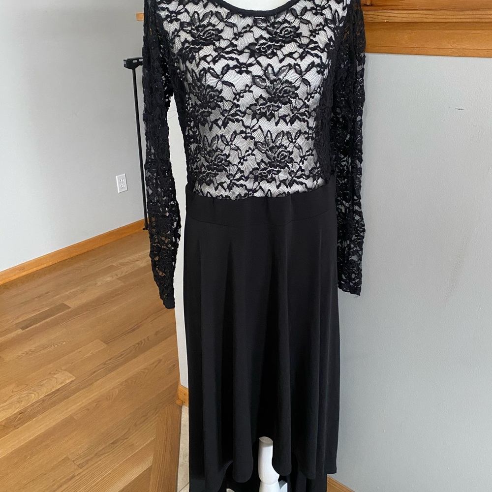 Elegant Black Lace Dress